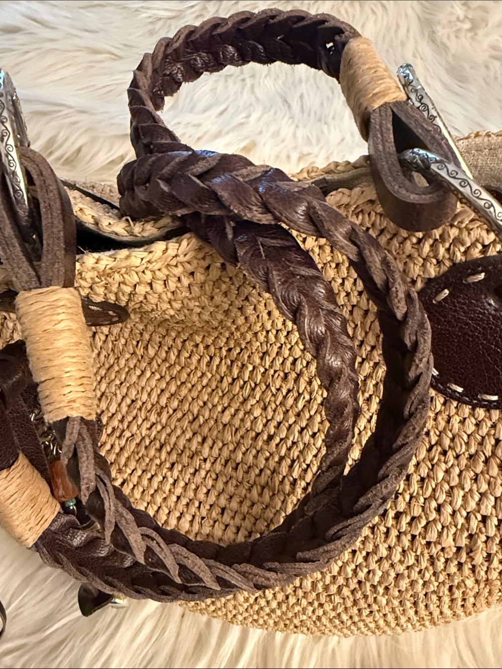 Brighton Woven Straw Tote Bag with Brown Leather and Brass Accents🔥 - Picture 10 of 16